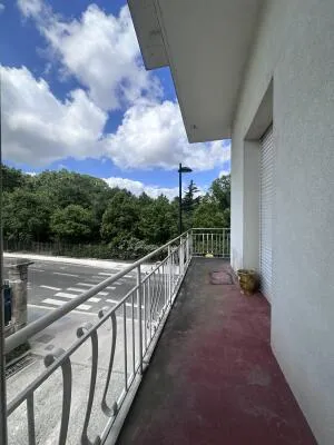 Apartment à Bordeaux — vignette 6