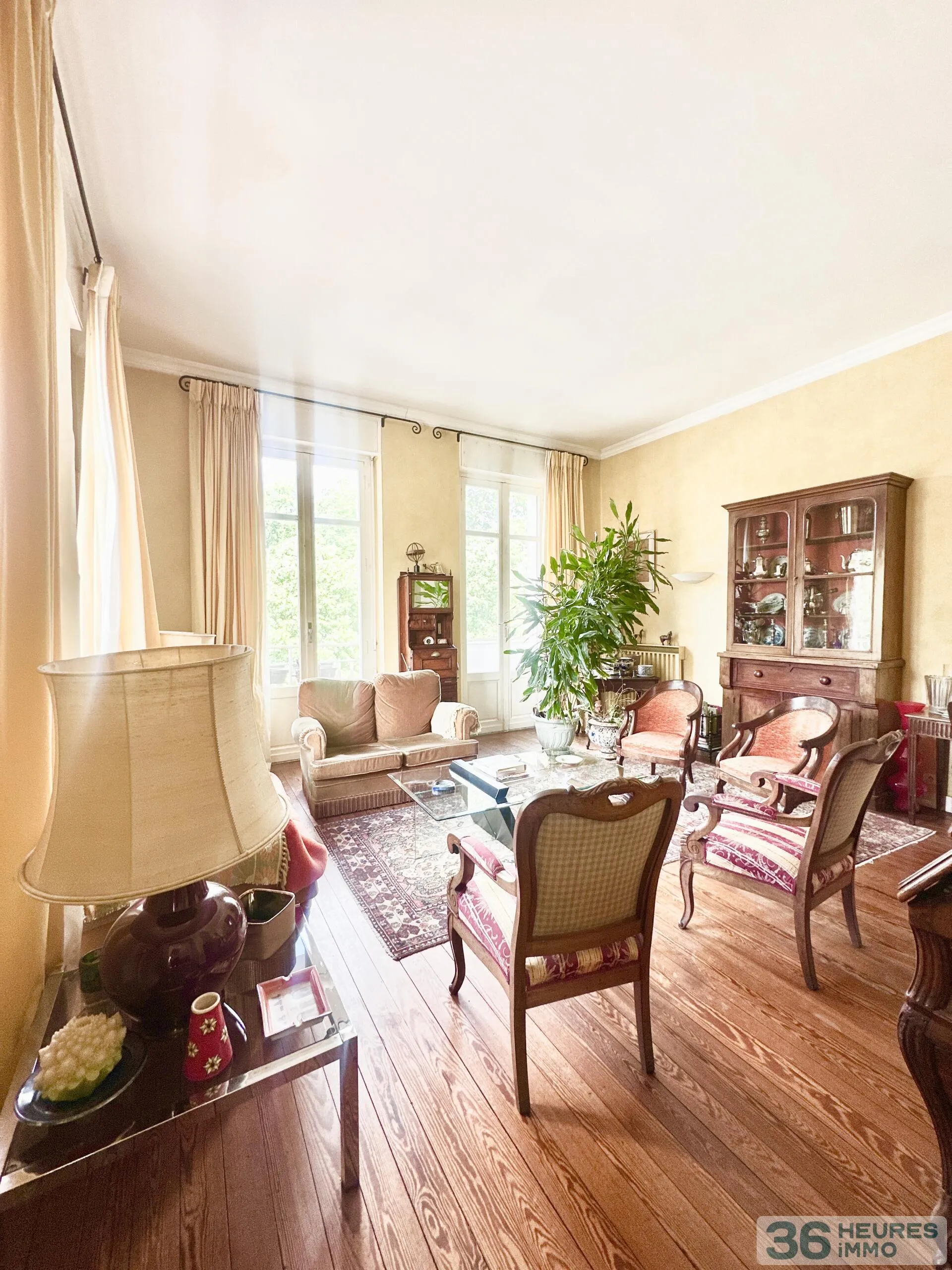 Apartment à Bordeaux — vignette 3