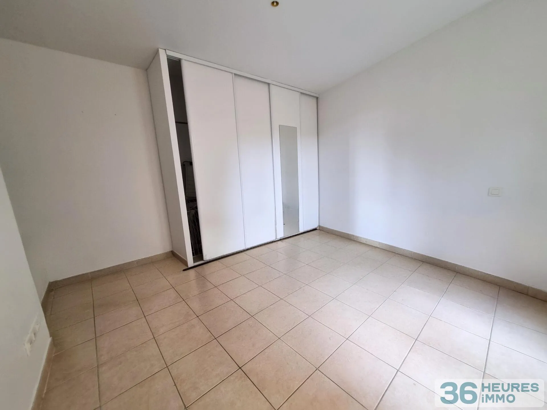 House à Vauvert — vignette 11