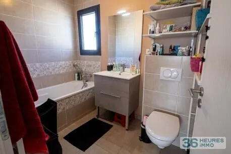 House à Valergues — vignette 13