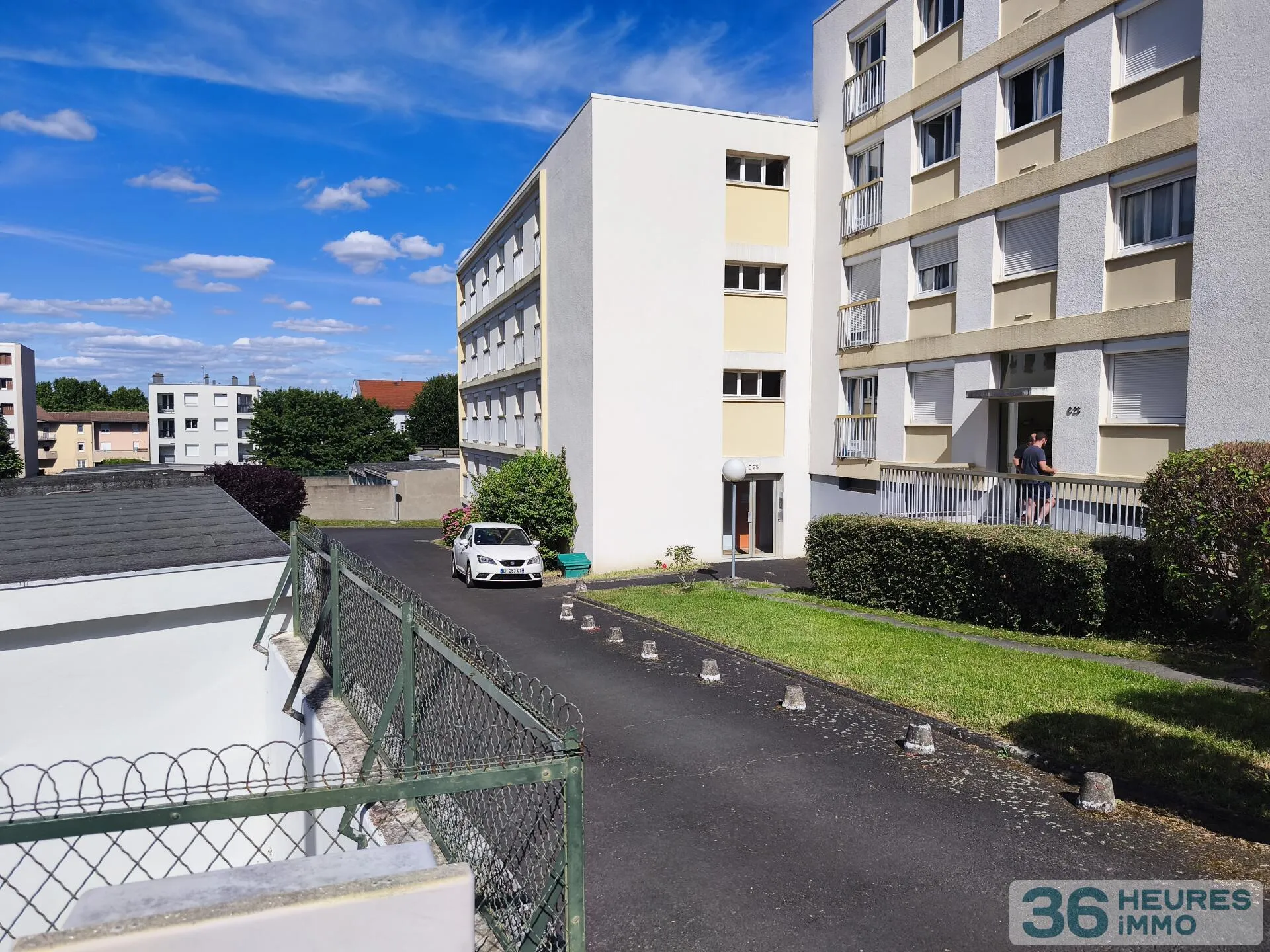 Apartment à Clermont-Ferrand — vignette 2