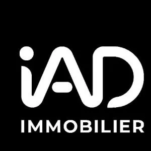 IAD - caroline  FAVRE