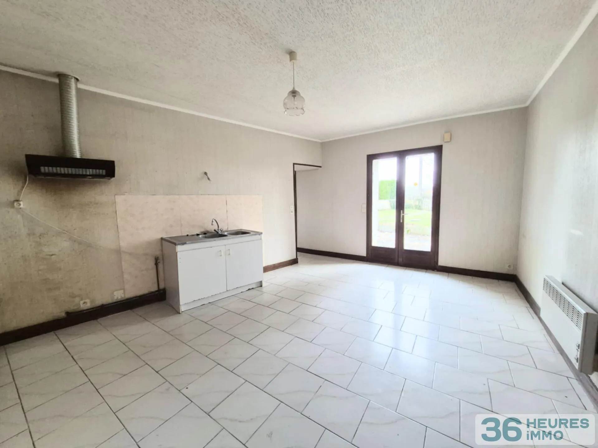 House à Gizeux — vignette 3