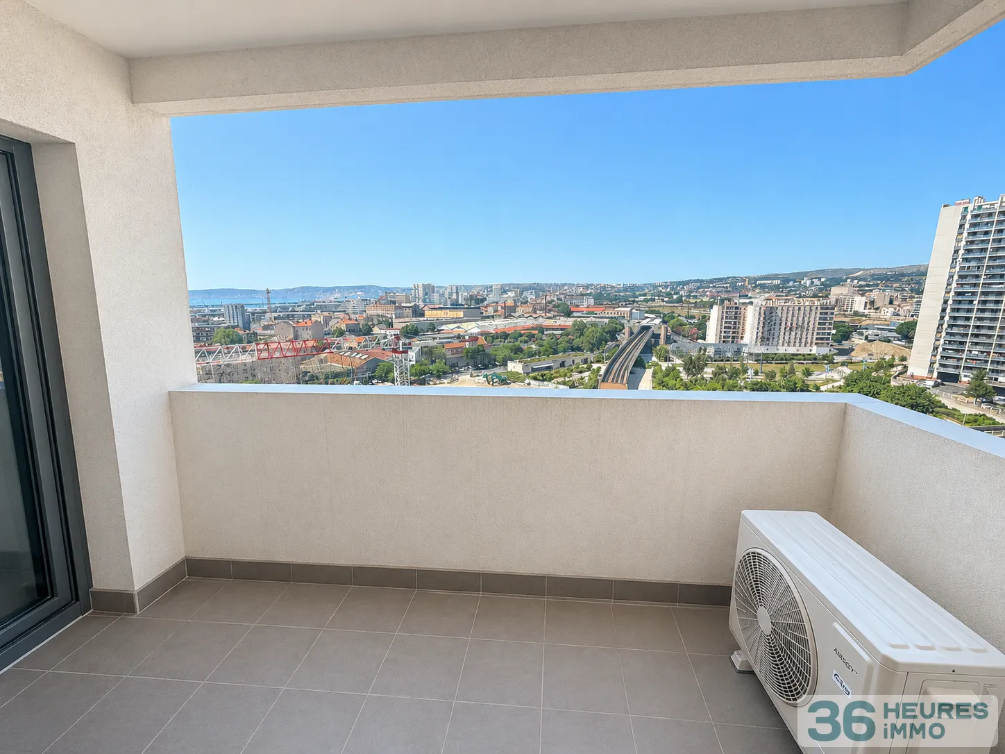 Investissement locatif – T3 dans résidence récente avec terrasse et parking – Marseille
