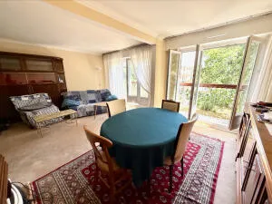Apartment à Chilly-Mazarin — vignette 3