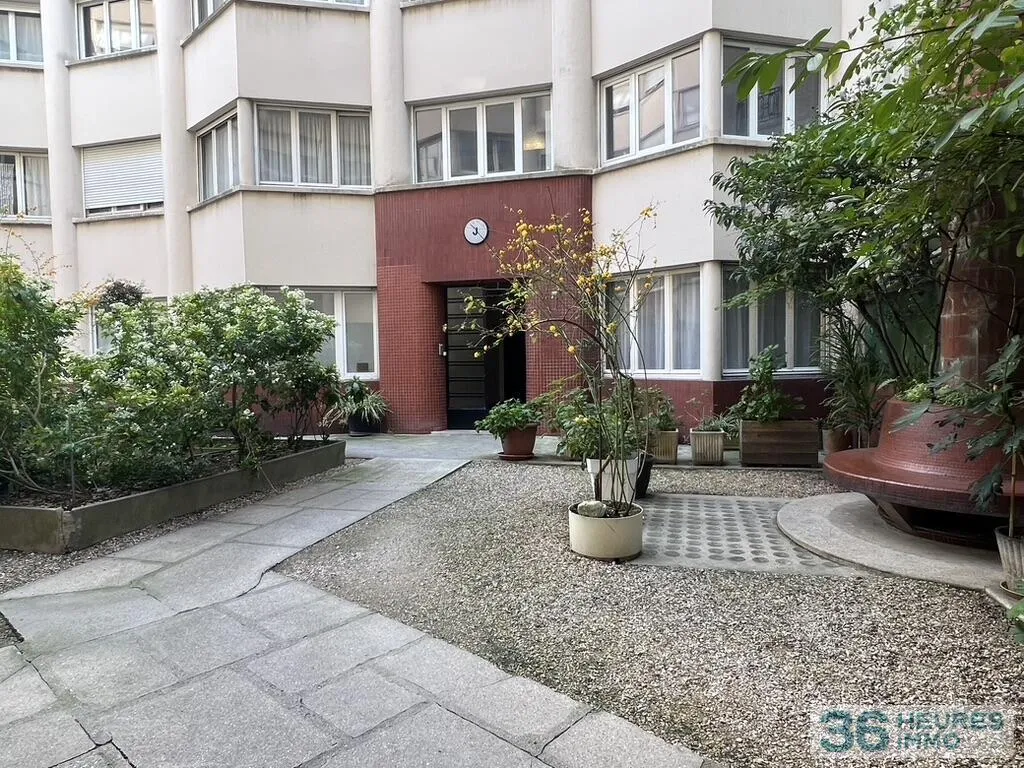 Apartment à Paris 15e Arrondissement — vignette 16