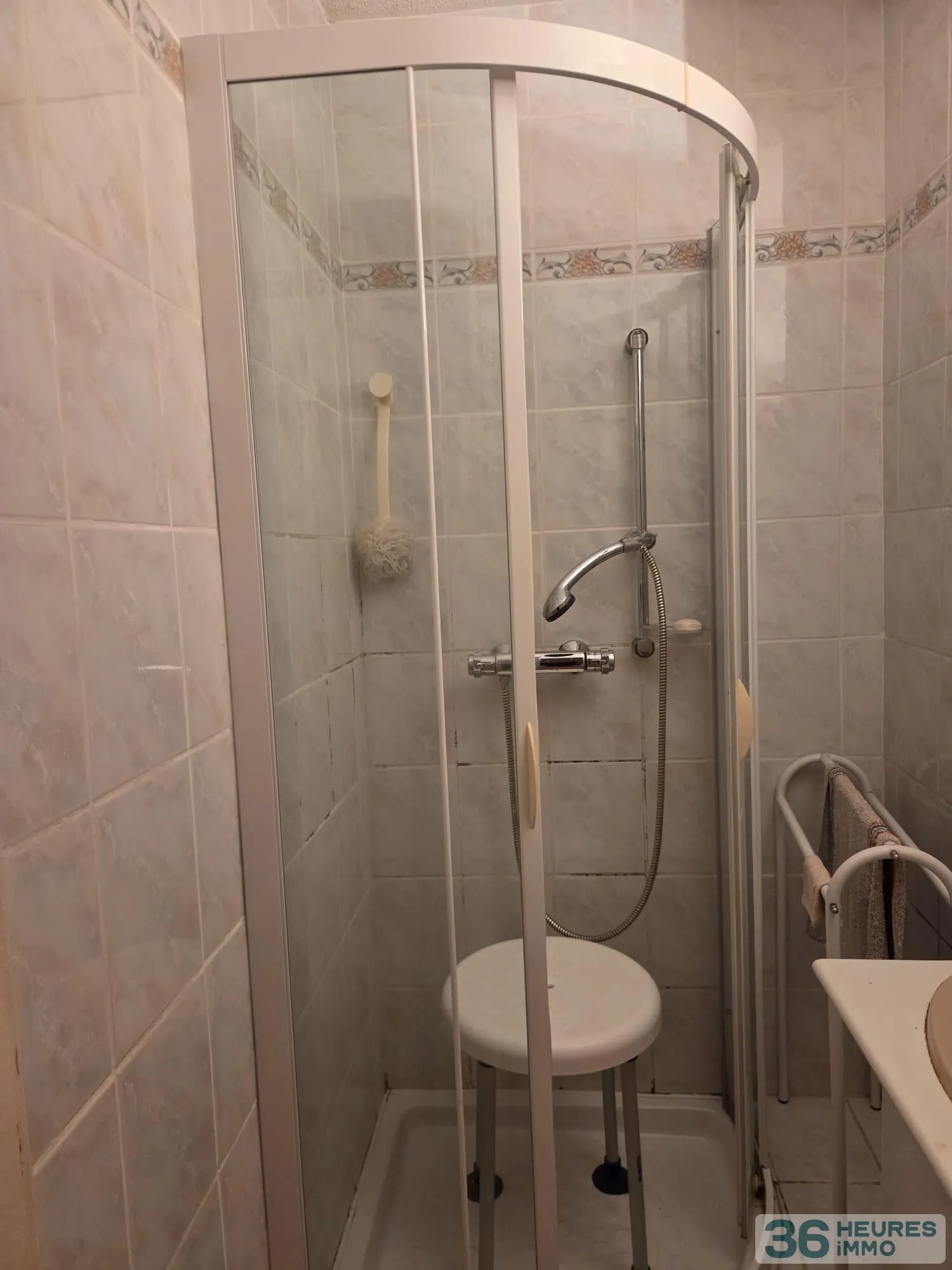 Apartment à Fontaine — vignette 23