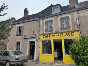 Opportunité d'investissement dans un bourg tous commerces