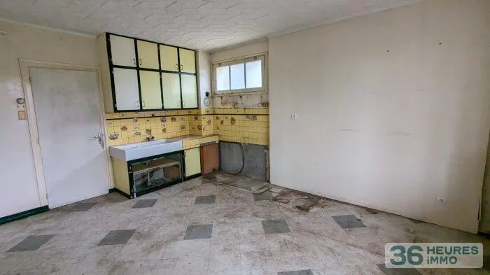 House à Luché-Pringé — vignette 3