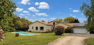 House à Chantonnay — vignette 2