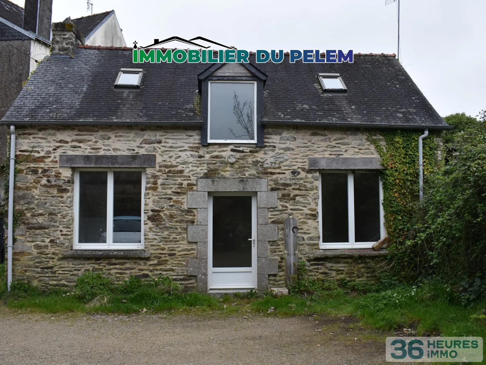 Petite Maison avec Jardin en plein Coeur de Ville