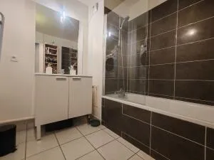 Apartment à Saint-Ouen-l'Aumône — vignette 8
