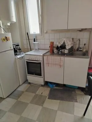 Apartment à Paris 20e Arrondissement — vignette 2
