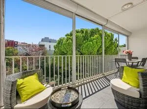 MONTPELLIER – RIVES DU LEZ / PORT MARIANNE – T4 100 M² – TERRASSE SUR PARC – GARAGE + PARKING