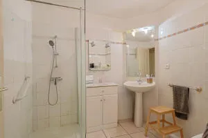 House à Grans — vignette 12