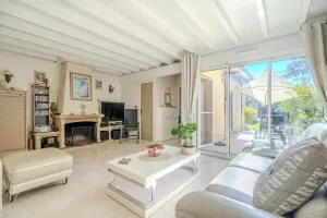 Bas Floirac / Bordeaux - Maison de 200 m² avec jardin et garage