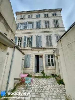 Apartment à La Rochelle — vignette 6