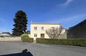 MAISON DE VILLAGE
