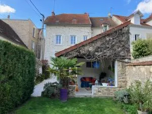 House à Villeneuve-sur-Bellot — vignette 19