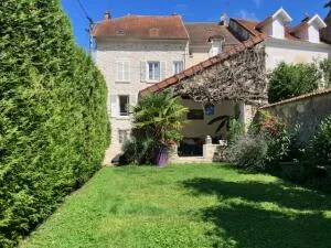 House à Villeneuve-sur-Bellot — vignette 22