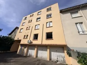 Apartment à Limoges — vignette 7