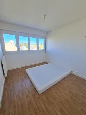 Apartment à Le Mans — vignette 8