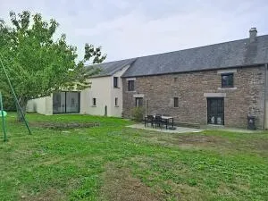 House à Équilly — vignette 15