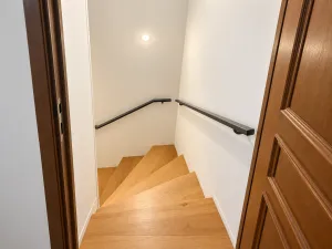 House à Ollières — vignette 9