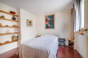 Apartment à Paris 4e Arrondissement — vignette 7