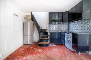 Apartment à Paris 4e Arrondissement — vignette 9