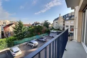 Apartment à Le Vésinet — vignette 2