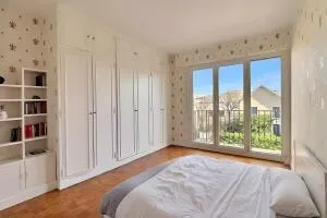 Apartment à Le Vésinet — vignette 8