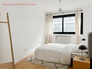 Apartment à Paris 16e Arrondissement — vignette 10