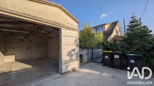 Maison de 7 pièces avec sous-sol total et un grand garage dans le quartier du Plateau