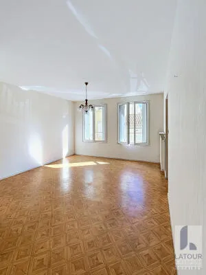 Apartment à Périgueux — vignette 3
