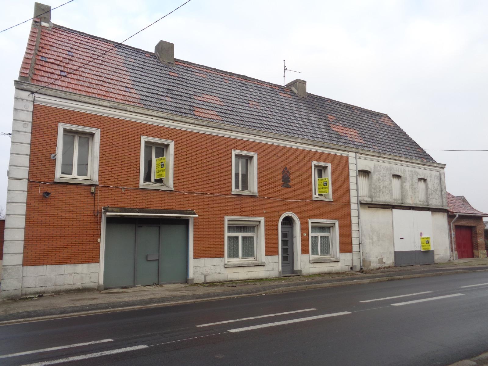 Vaste immeuble à rénover
