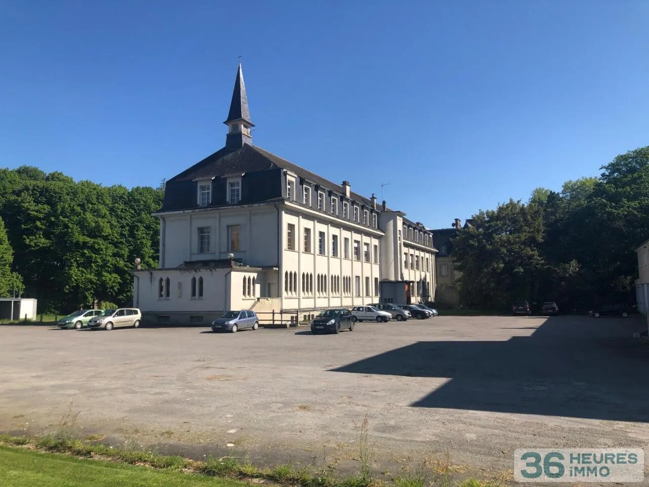 Propriété à Étrelles