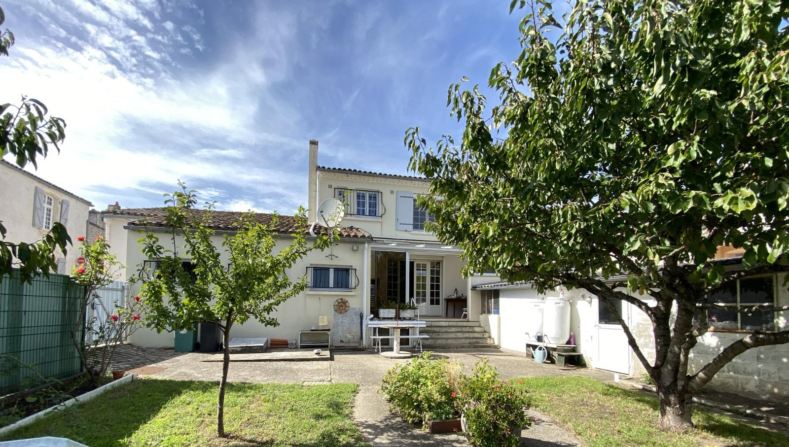 Maison de ville 6 pièces - MESCHERS SUR GIRONDE