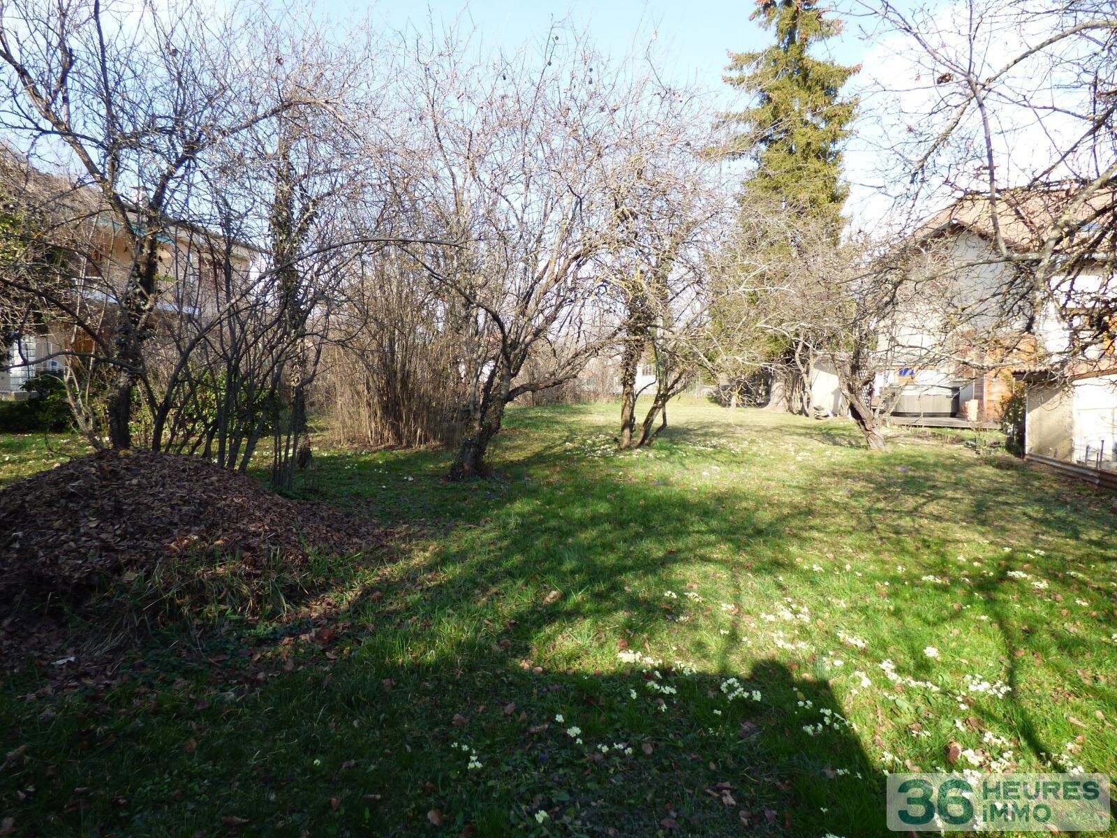 Terrain à bâtir quartier du stade