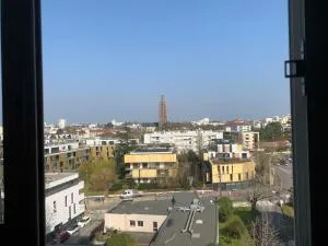 Appartement 4 pièces - 8éme étage avec ascenseur - vue dégagée sur Bordeaux 