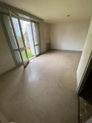 Maison à Brive-la-Gaillarde — vignette 4
