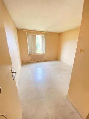 Maison à Brive-la-Gaillarde — vignette 7