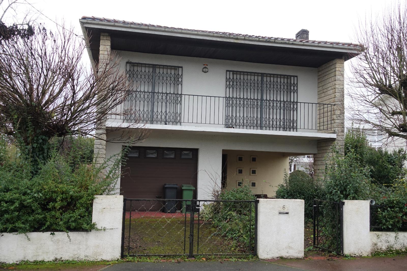 Maison à usage d habitation