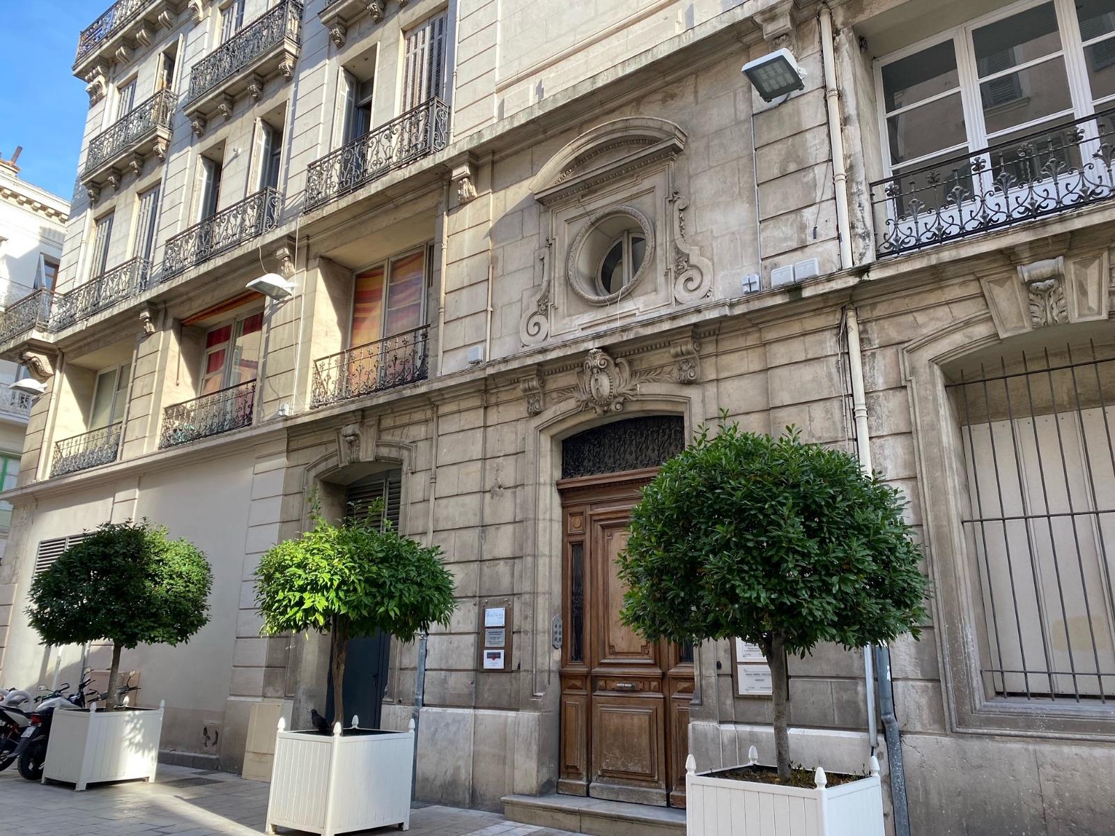 Appartement haussmannien à rénover