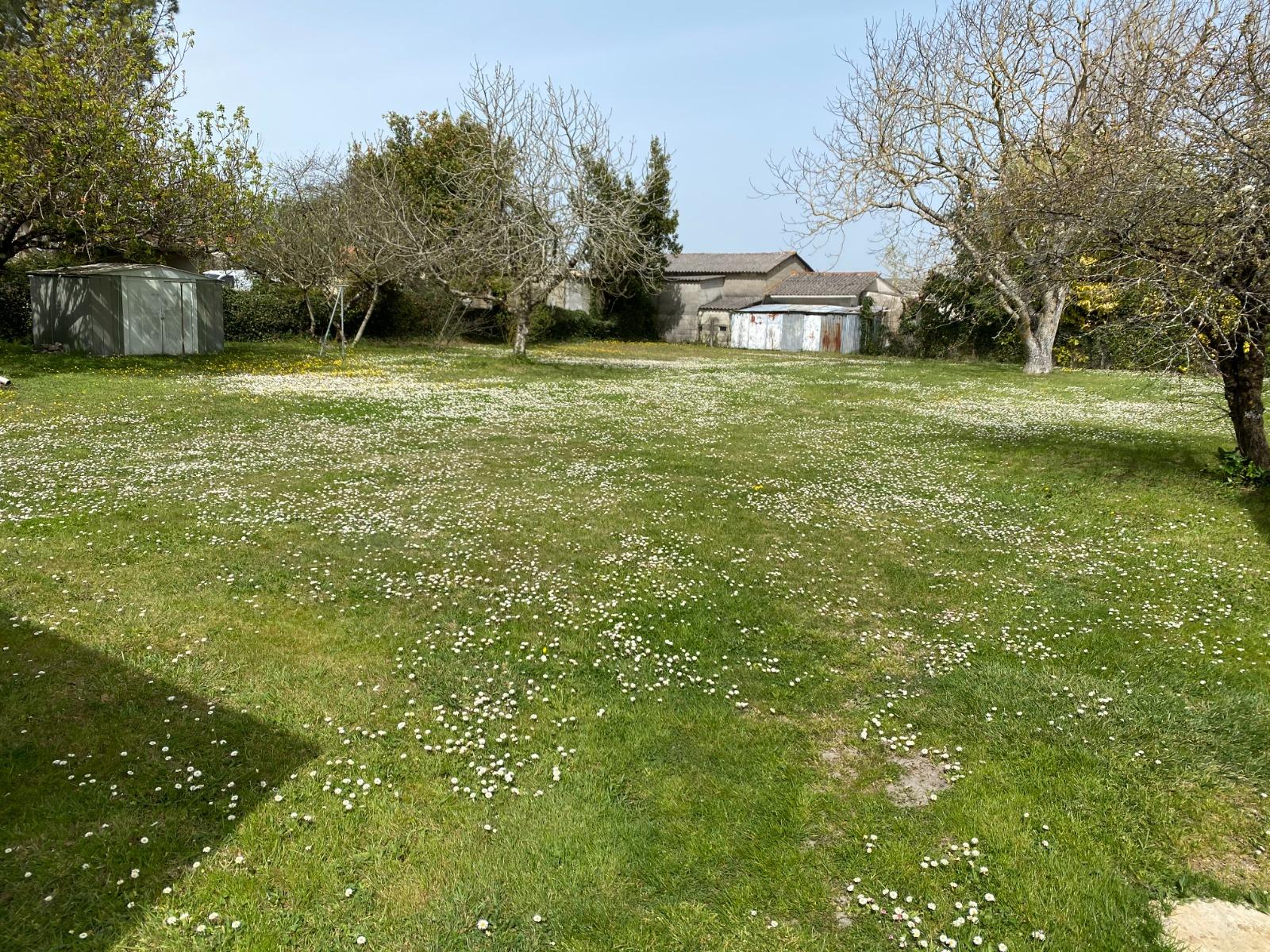 Maison 44 m² sur 1212 m² constructibles MESCHERS/GIRONDE