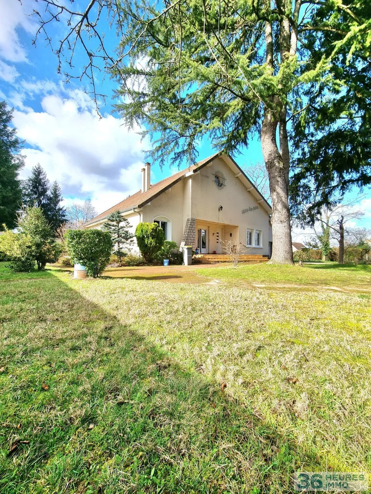 Maison à Changé