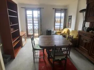 Appartement F1 bis avec balcon - hyper centre PERIGUEUX
