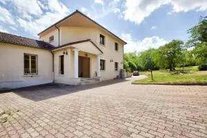 Maison 250 m2 + terrains constructibles