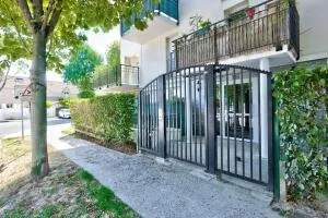 Appartement à Sainte-Geneviève-des-Bois — vignette 12