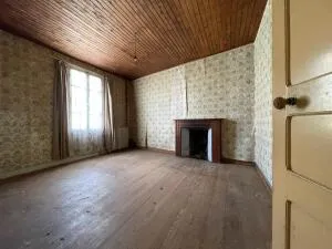 SAINT-NIC, Maison 173 m² proche mer, courette